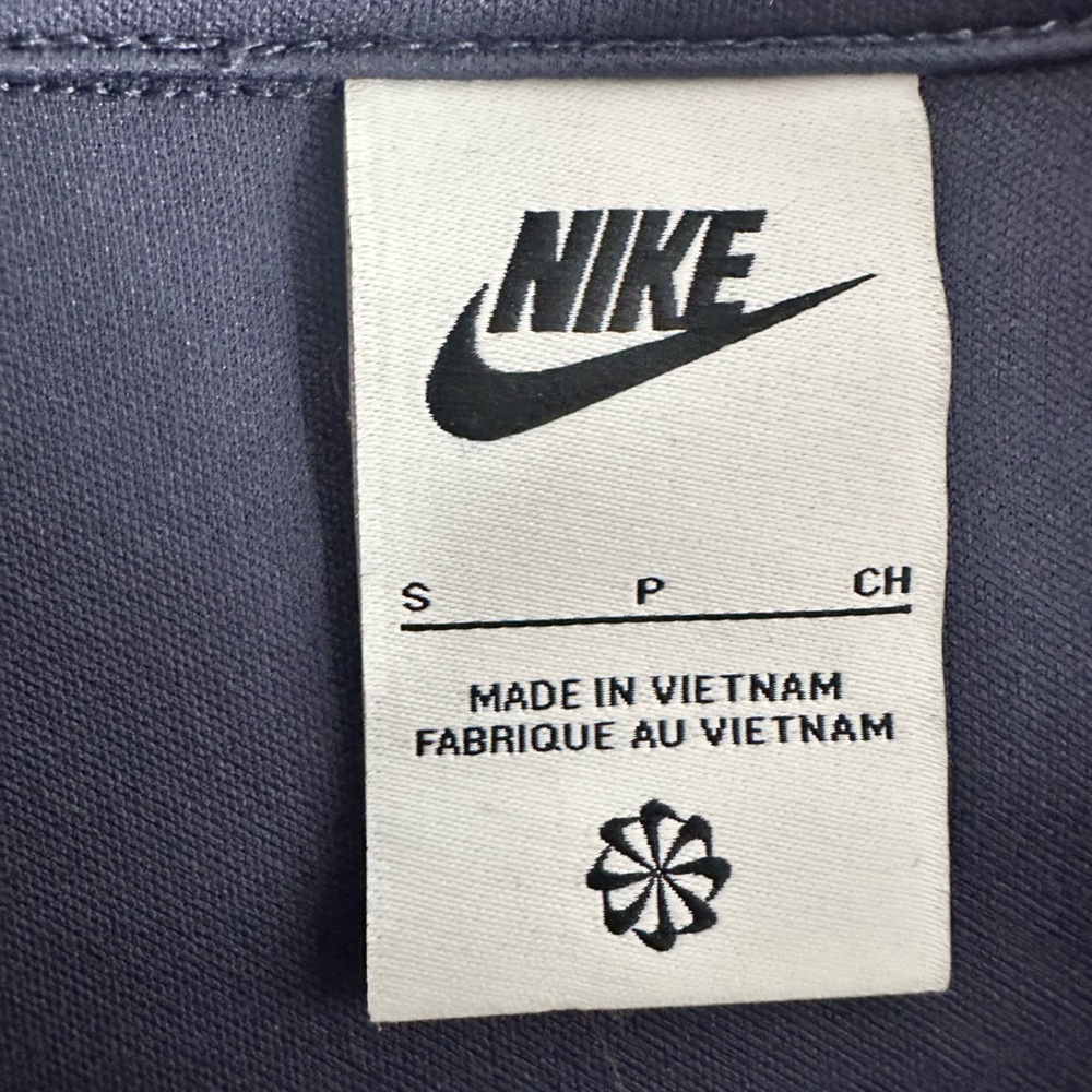 Nike Tribute smile logo jacket. Size small. - Picture 10 of 11